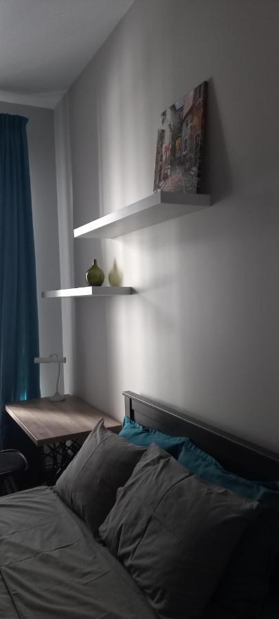 Квартира С Балконом И 2 Спальнями "Na Knyazheskoy" Apartamento Odesa Exterior foto